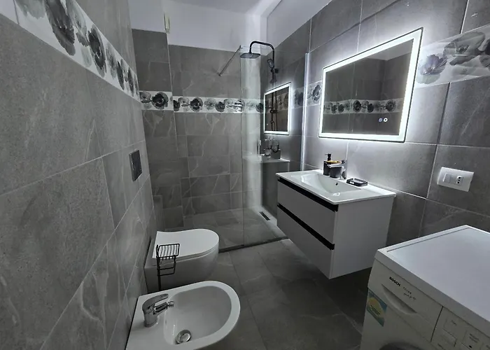 Urban Oasis 2 * Тирана