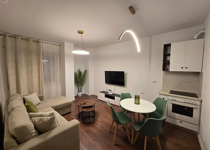 Urban Oasis 2 Apartman